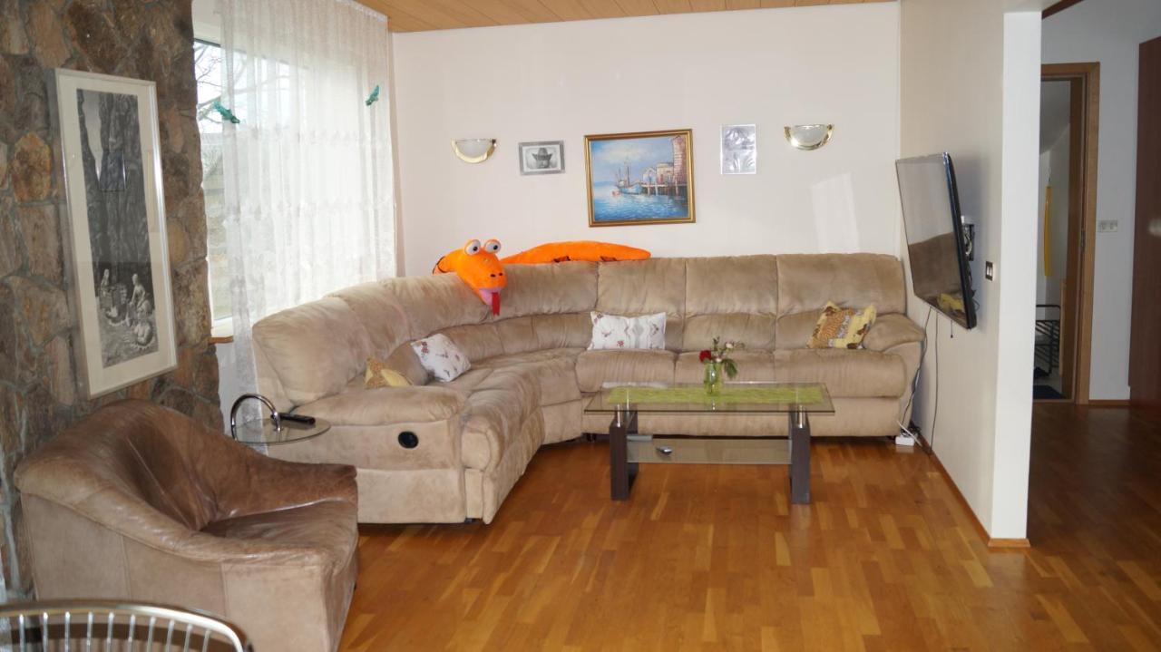 Njarthvik Twin Room With Shared Bathroom מראה חיצוני תמונה