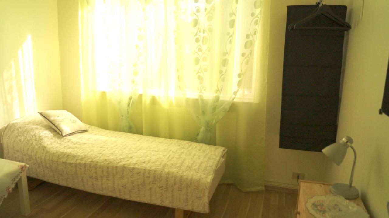 Njarthvik Twin Room With Shared Bathroom מראה חיצוני תמונה